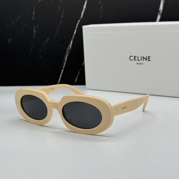 NEW CL40276U 25A CELINE SUNGLASSES IVORY SMOKE WOMEN EYEWEAR CELINE - Picture 1 of 13